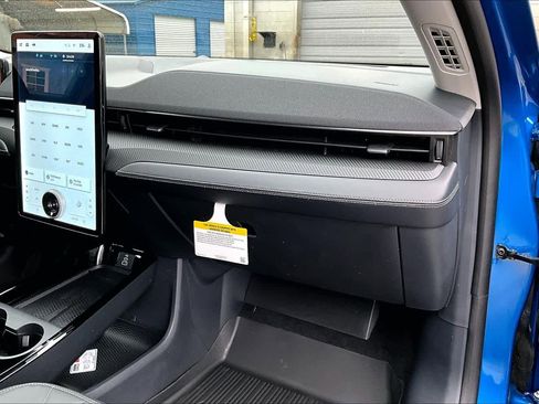 Certified 2025 Ford Mustang Mach-E Select w/ Interior Protection Package image 18