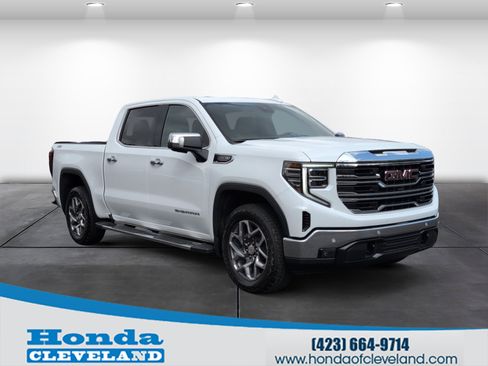 Used 2024 GMC Sierra 1500 SLT w/ SLT Premium Plus Package image 1