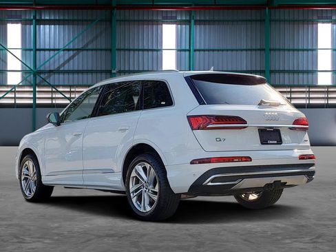 Used 2023 Audi Q7 3.0T Premium w/ Convenience Package AWD/4WD image 3