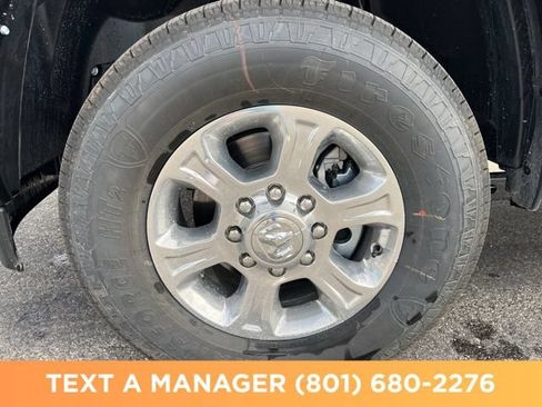 New 2026 RAM 2500 Big Horn AWD/4WD image 9