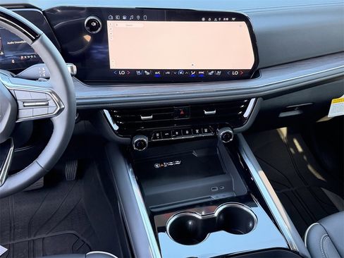 New 2026 Chevrolet Tahoe Premier image 15