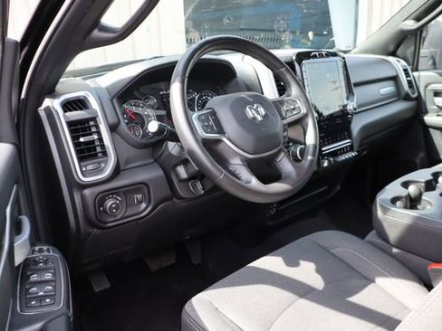 Used 2024 RAM 2500 Big Horn w/ Night Edition AWD/4WD image 12
