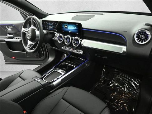 Certified 2026 Mercedes-Benz GLB 250 4MATIC image 27