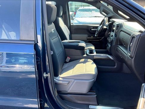 Used 2021 Chevrolet Silverado 1500 LT Trail Boss w/ Convenience Package II image 7