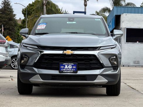 Used 2025 Chevrolet Blazer LT FWD image 12
