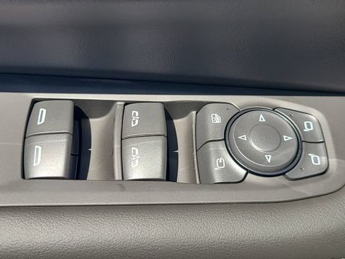 New 2026 Chevrolet Suburban LT w/ Comfort Package RWD image 25