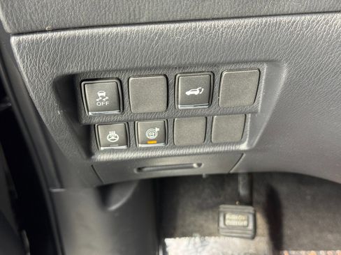 Used 2019 INFINITI QX60 Luxe w/ Essential Package image 17