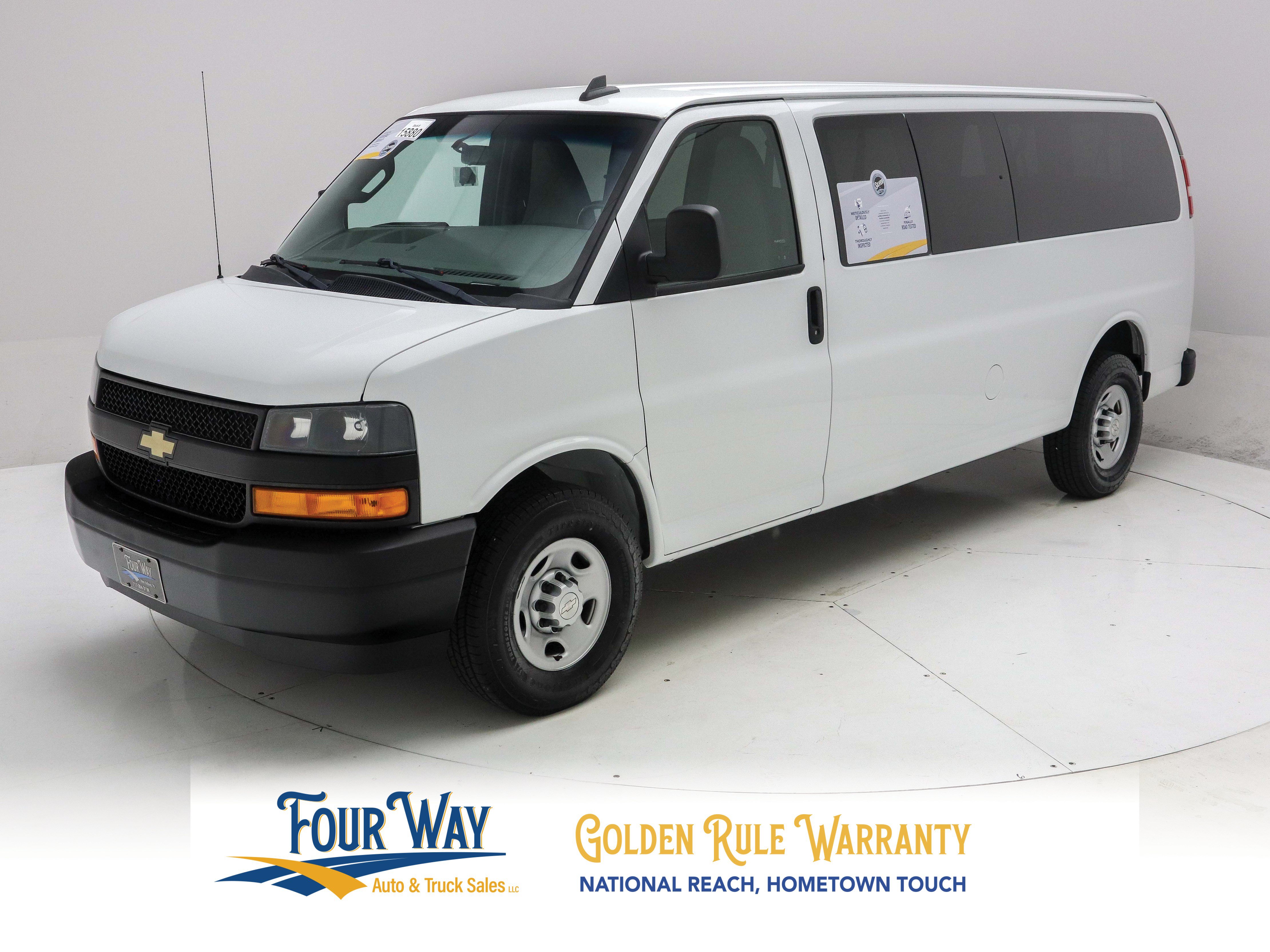 Used 2019 Chevrolet Express 3500 LS RWD image 8