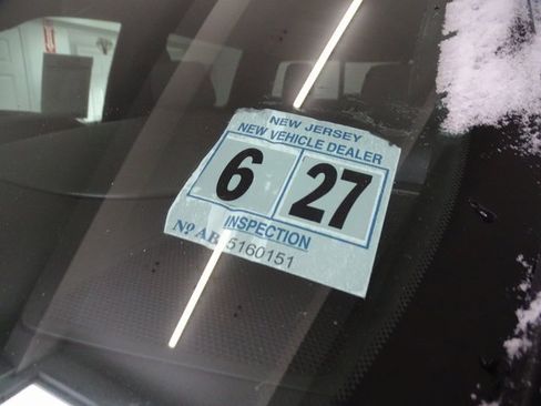 Used 2022 Chevrolet Silverado 1500 LTZ image 26