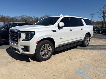 Used 2023 GMC Yukon XL SLT w/ SLT Premium Package