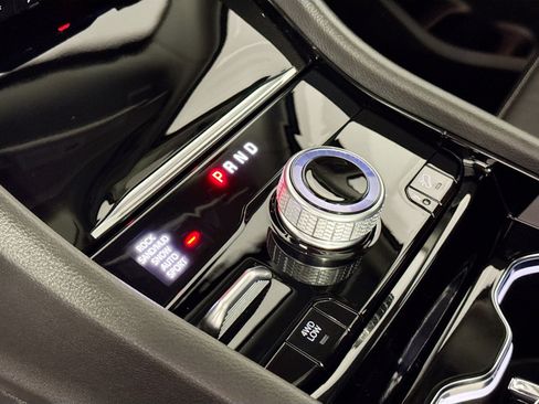 Used 2023 Jeep Grand Cherokee 30th Anniversary image 29