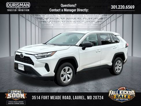 Used 2025 Toyota RAV4 LE AWD/4WD image 4