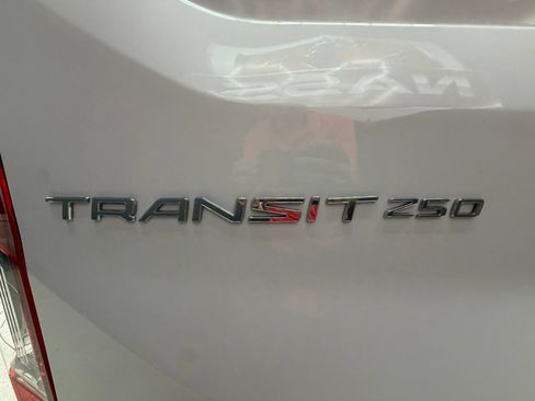 Used 2024 Ford Transit 250 Low Roof w/ Fleet Fuel Economy Package RWD image 16