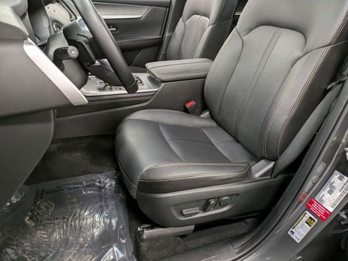 Used 2025 MAZDA CX-90 3.3 Turbo w/ Preferred Package image 10