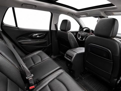 Used 2024 GMC Terrain AT4 w/ LPO, Floor Liner Package AWD/4WD image 24