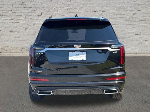 Used 2025 Cadillac XT6 Sport image 4