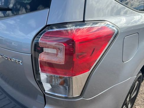 Used 2018 Subaru Forester 2.5i Premium AWD/4WD image 11