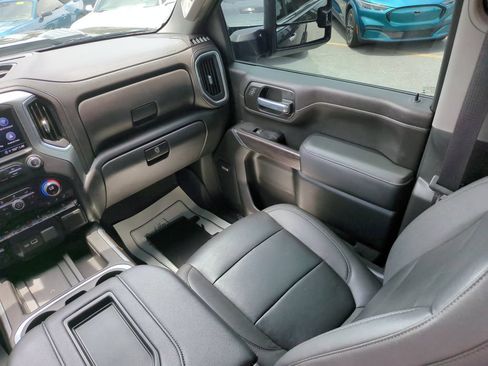 Used 2022 Chevrolet Silverado 2500 LTZ w/ LTZ Plus Package AWD/4WD image 17