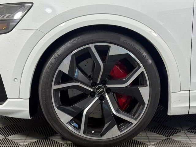 Used 2024 Audi RS Q8 w/ Black Optic Package AWD/4WD image 13