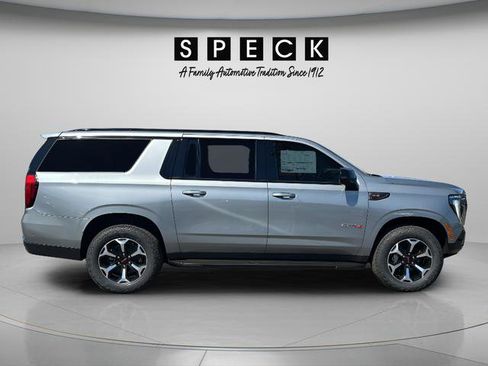 New 2026 GMC Yukon XL AT4 AWD/4WD image 6