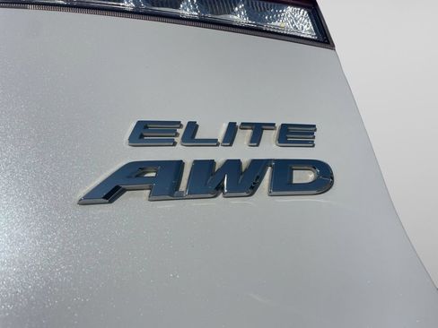 Used 2022 Honda Pilot Elite image 18