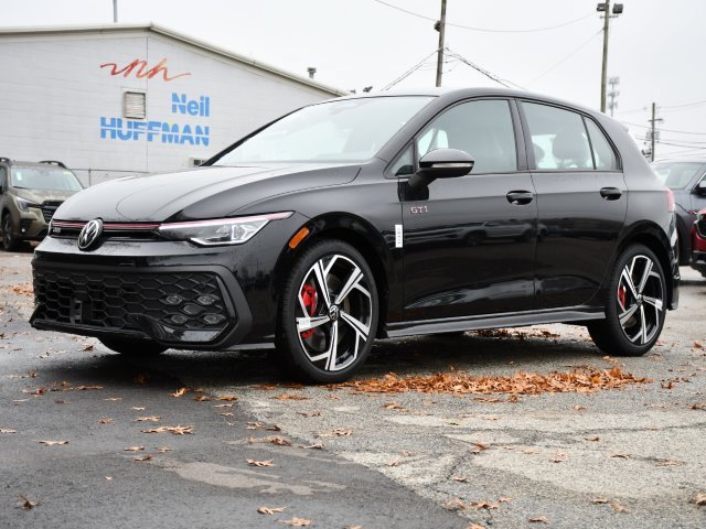New 2026 Volkswagen GTI SE FWD image 3