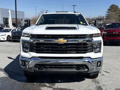 New 2025 Chevrolet Silverado 3500 LT w/ Convenience Package image 4