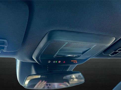 Used 2024 Chevrolet Equinox EV LT image 13