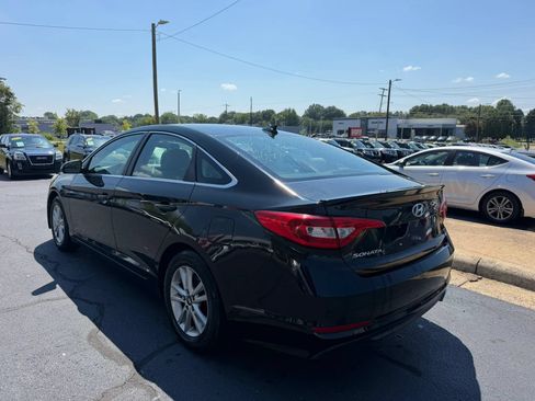 Used 2017 Hyundai Sonata SE FWD image 5