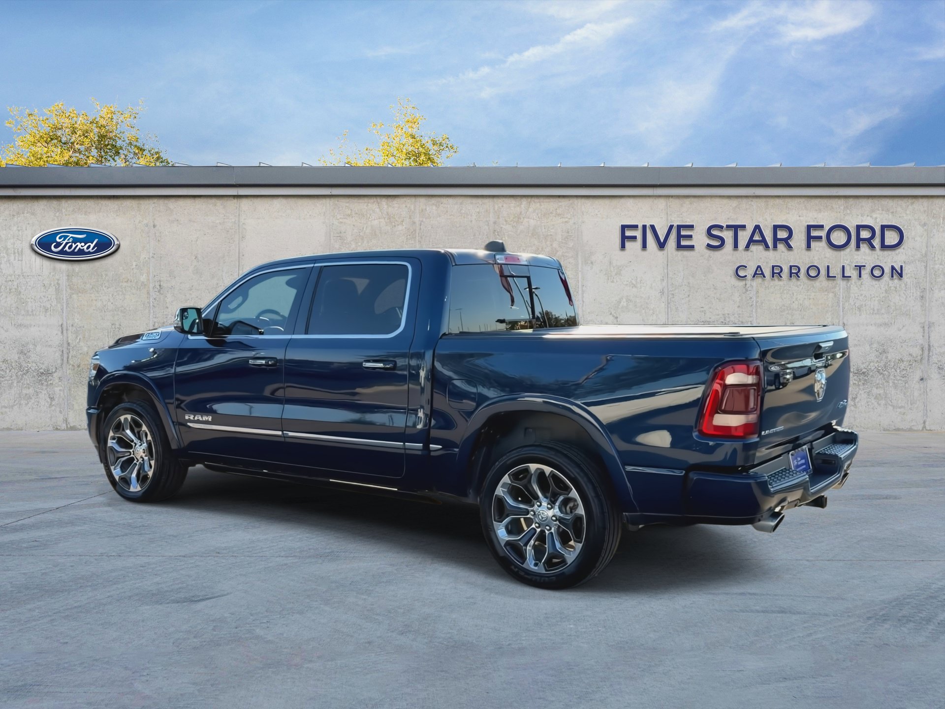 Used 2022 RAM 1500 Limited w/ Body Color Bumper Group AWD/4WD image 6