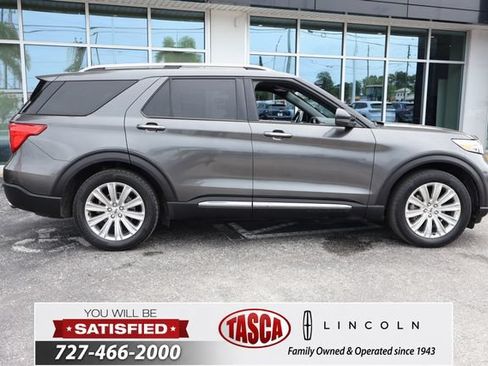 Used 2020 Ford Explorer Limited RWD image 9