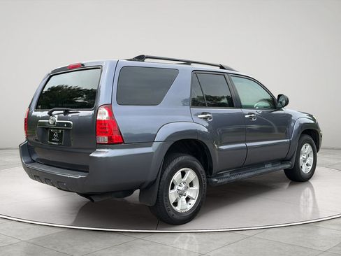 Used 2006 Toyota 4Runner SR5 RWD image 5