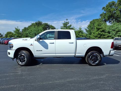 Used 2026 RAM 2500 Laramie AWD/4WD image 40