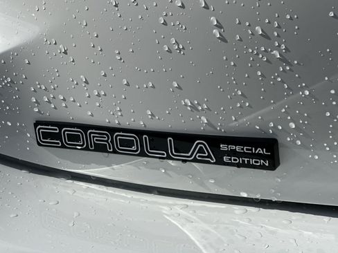 New 2026 Toyota Corolla SE FWD image 18