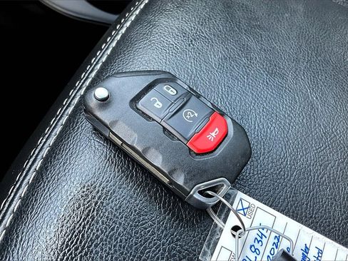 Used 2022 Jeep Wrangler Unlimited Sahara w/ Cold Weather Group image 11