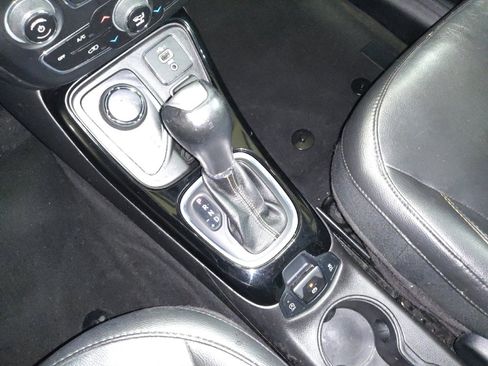 Used 2019 Jeep Compass Limited w/ Safety & Security Group image 26