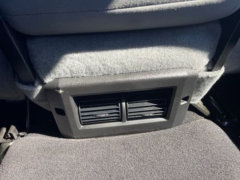 Used 2019 RAM 1500 Classic SLT RWD image 19