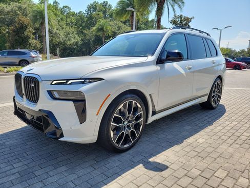 Used 2025 BMW X7 M60i AWD/4WD image 6