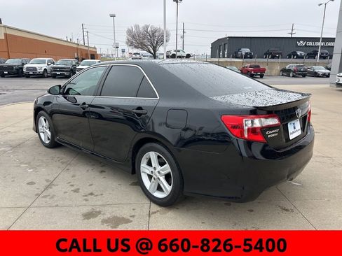 Used 2012 Toyota Camry SE image 6