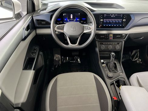 Used 2022 Volkswagen Taos SE w/ Driver Assistance Package AWD/4WD image 21