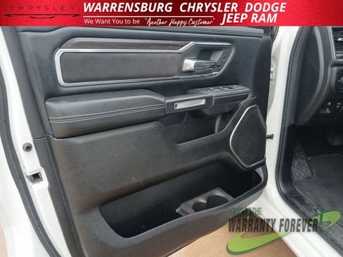 Used 2025 RAM 1500 Laramie AWD/4WD image 12