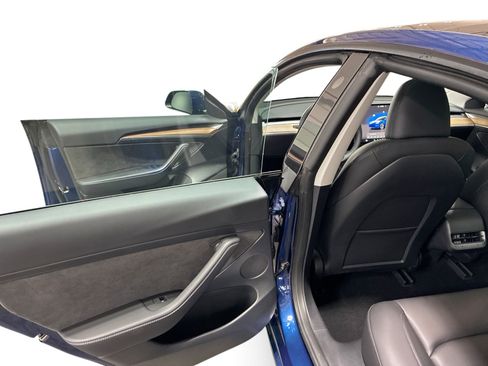 Certified 2023 Tesla Model 3 Standard Range RWD image 10