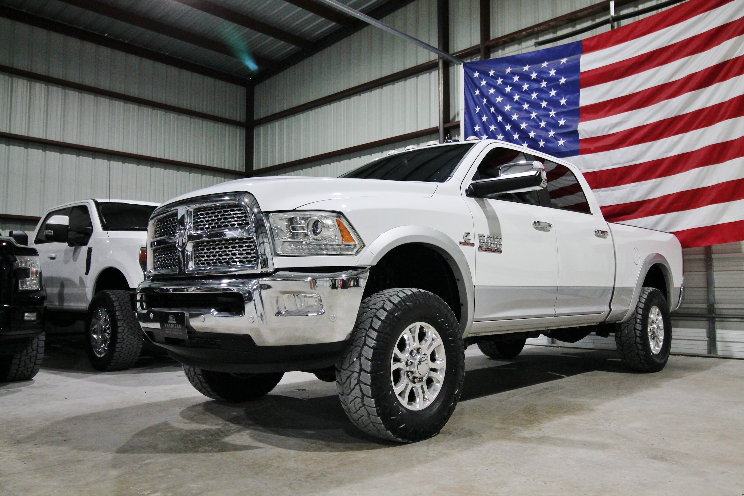 Used 2018 RAM 3500 Laramie AWD/4WD image 3