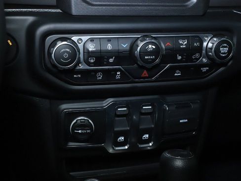 Used 2023 Jeep Wrangler Sport AWD/4WD image 23