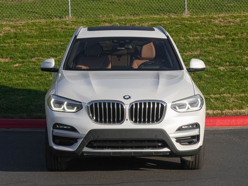 Used 2021 BMW X3 xDrive30i w/ Executive Package image 3