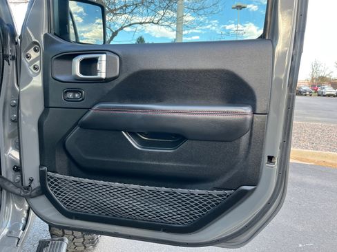 Used 2019 Jeep Wrangler Unlimited Rubicon image 16