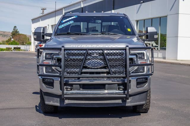 Used 2022 Ford F350 Lariat w/ Lariat Ultimate Package AWD/4WD image 2