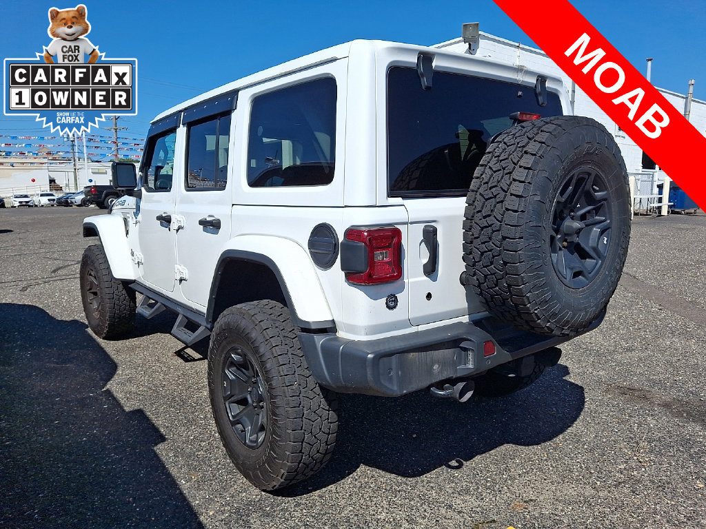 Used 2018 Jeep Wrangler Unlimited Sahara w/ Quick Order Package 24M Moab AWD/4WD image 6