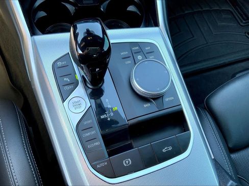 Used 2023 BMW 430i Convertible image 30