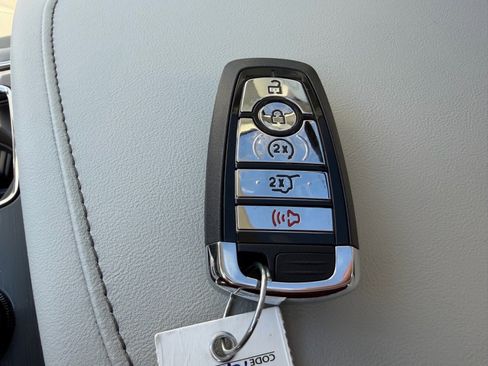 New 2026 Lincoln Aviator Reserve image 36